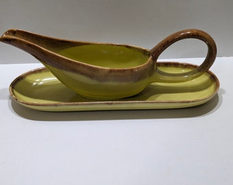 Brock Ware Desert Mist Chartruese Gravy Boat With Underplate