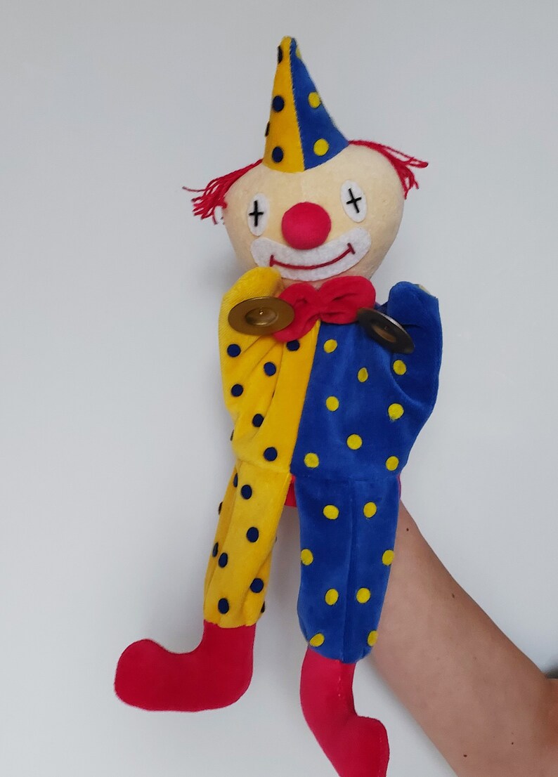 Clown with cimbals Paint it for yourself image 6