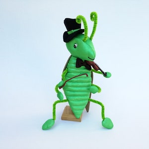 Viktor, the violin-playing grasshopper - hand puppet