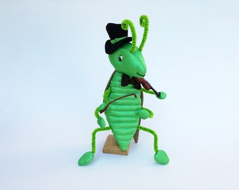 Viktor, the violin-playing grasshopper - hand puppet