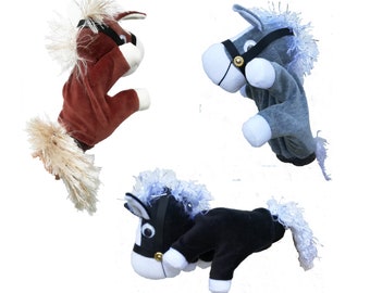 Raro, the horse - hand puppet