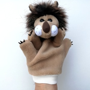 Leo, the lion - handpuppet