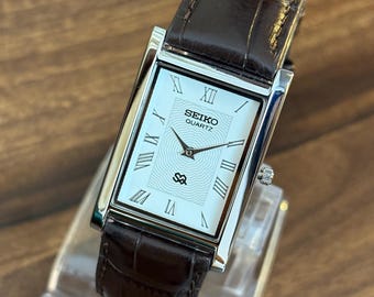 Rare Seiko Chariot 2628-5060 Tank Shape Black Dial Vintage Quartz