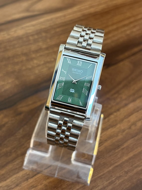Vintage Seiko Green Dial Japanese Wrist Watch Stainless Steel Bracelet