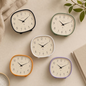 Silent Small Table Alarm Clock, Vintage Bedside Desk Clock, Non Ticking Analog Clock for Bedroom, Office, Kids Room Decor