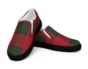 Clan Robertson Modern Tartan Pattern | Scottish Highland Plaid | Authentic Robertson Clan Heritage Design Men’s slip-on canvas shoes