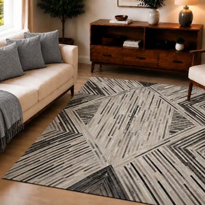 Hair-on-Hide Linear Patchwork Pattern Leather Rug 5x8 ft Handcrafted Area Carpet Ivory & Grey  Color
