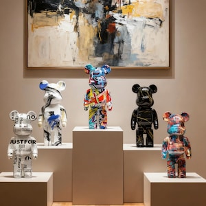 Figurine d'ours graffiti coloré, tirelire artistique, sculpture animale décorative moderne pour la maison, élément de décoration.