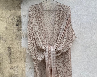 Beige Hahnentrittmuster