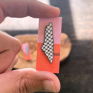 Palestine Map Keffiyeh Enamel Pin