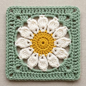 Daisy Granny Square Crochet Pattern, Floral Motif PDF (Instant Download)