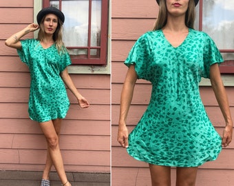 vintage 1980s Turquoise Green Satin Slip Dress / Peignoir Mini Dress - M