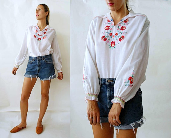 vintage 1970s Hungarian Matyo Floral Embroidered P