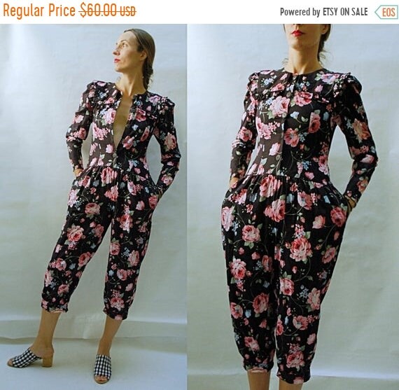 SHOP IS AWAY vintage 1980s Babydoll Rose Print Jum