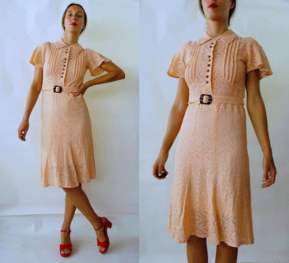 vintage 1930s Peach Pink Lace Dress