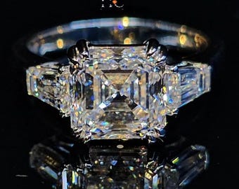 Anel de noivado com moissanita de 2 quilates com corte Asscher e efeito "crushed-ice", anel com três diamantes para mulheres, anel com lapidação baguete cônica, anel vintage com halo oculto.