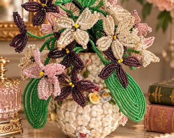 Boeket van glazen kralen in een porseleinen vaas | Kralenbloemen in vintage stijl | Cottagecore Victoriaanse decoratie