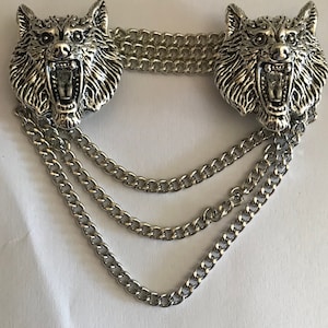 Wolf cloak clasp cape closure silver or gold