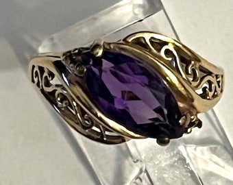 Amethyst Ring in 10 Karat gold marquis stone   size 6.5