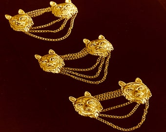 Wolves cloak clasps set of three in gold