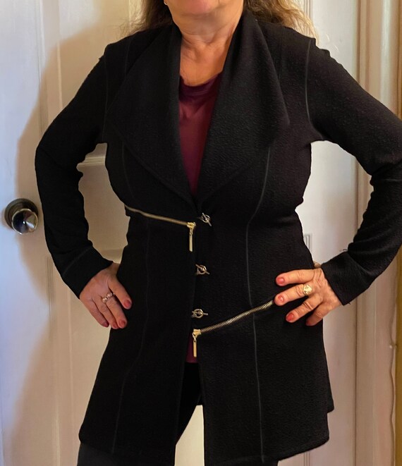 Eva Varro black jacket/coat medium gold zippers - image 6