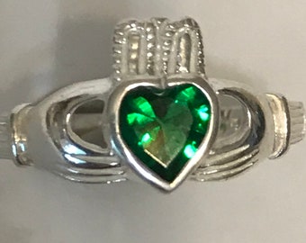 Claddagh ring green cz sterling silver