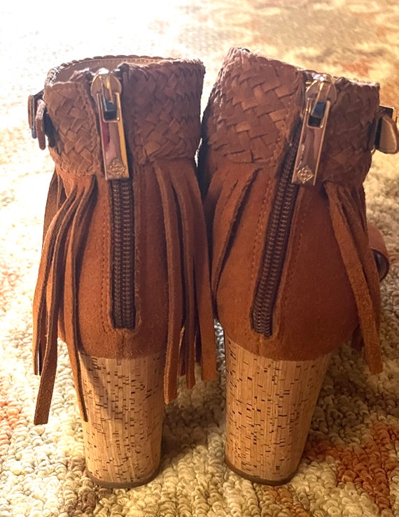 Nanette Lepore camel suede shoes size 6 - image 5