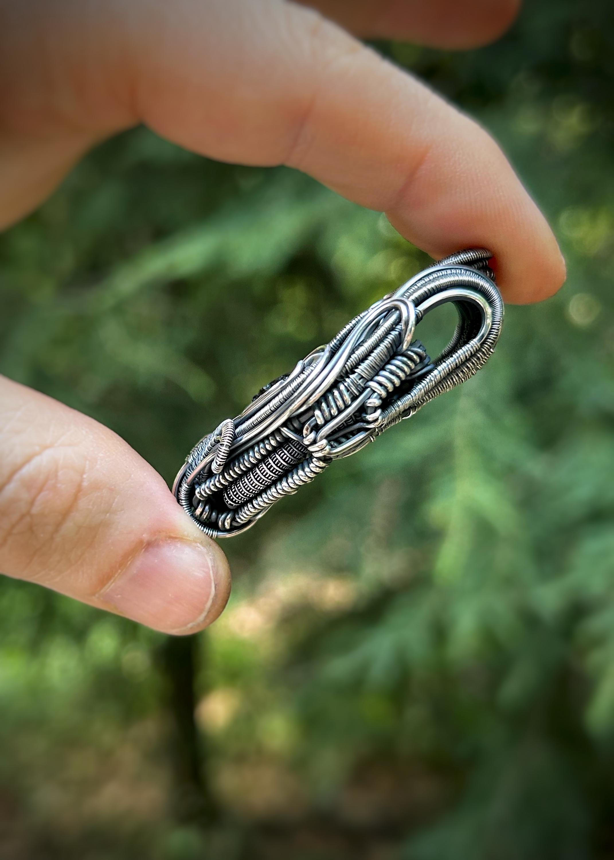 モルダバイトペンダント // クルムモルダバイト // ワイヤーラップ