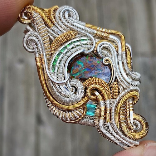 モルダバイトペンダント // クルムモルダバイト // ワイヤーラップ