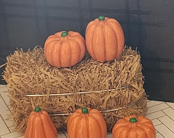Autumn Farmhouse Collection | 6pc Autumn Pumpkins and Hay Bale Set | 1:12 scale | Limited Time Only