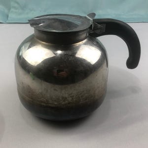 VTG Stainless Steel Chicago NICRO Coffee Pot Model 500 Round MCM Bakelite Handle