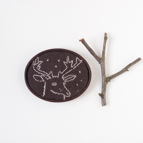 Deer brooch wood frame hand Embroidered winter pin Wild animals jewelry Minimalist textile pin Spring fawn doe