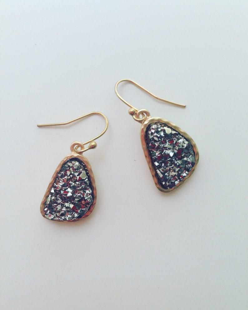 Druzy Drop Bridesmaid Earrings // Druzy Earrings // Dainty Etsy