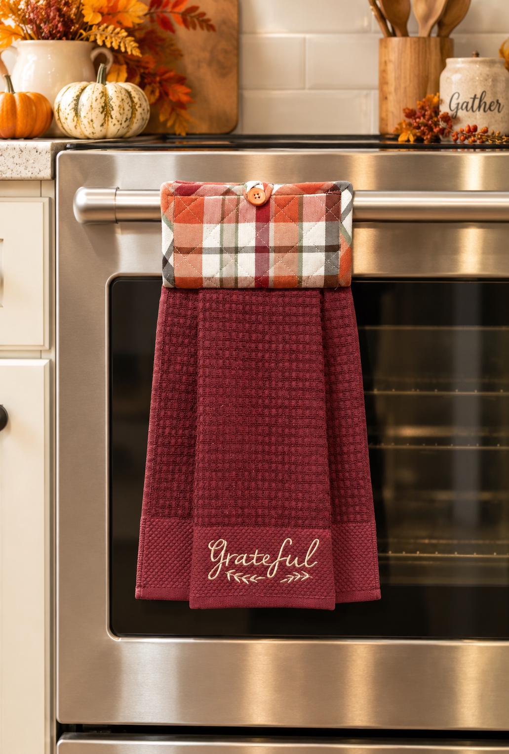 Grateful Hanging Kitchen Towel, Burgundy Thanksgiving Oven Towel, Handmade Fall Kitchen Décor, Button Top Dish Towel, Hostess Gift