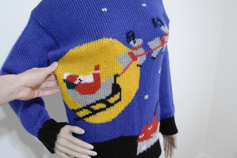 Knit Santa/'s Sleigh and Reindeer Small Ugly Christmas Sweater Vintage Christmas Sweater 80s Christmas Sweater