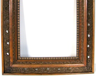 Superb Antique Frame, 6 Panels of Design, 3 of Solid Oak, Sturdy and Solid, Original Patina, Ready to Use, c.1900, Large, 30" x 26"