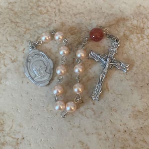 Rosario di perle di cristallo di San Massimiliano Kolbe Tenner