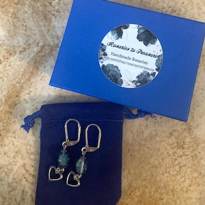 Pendientes colgantes de cristal azul y corazón