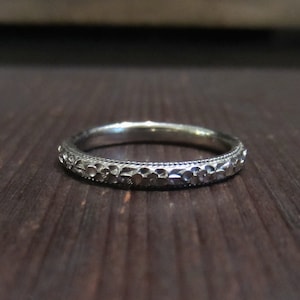 Vintage Wedding Band, Art Deco Patterned 2.5mm Band 18k Size 6.25, Antique Wedding Band, Patterned Wedding Band, Art Deco Wedding Band