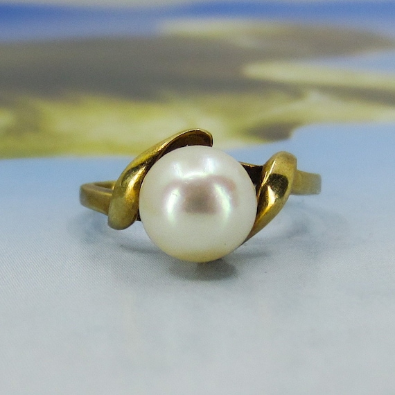 Vintage MidCentury Mikimoto Pearl Ring 14k c. 196… - image 1