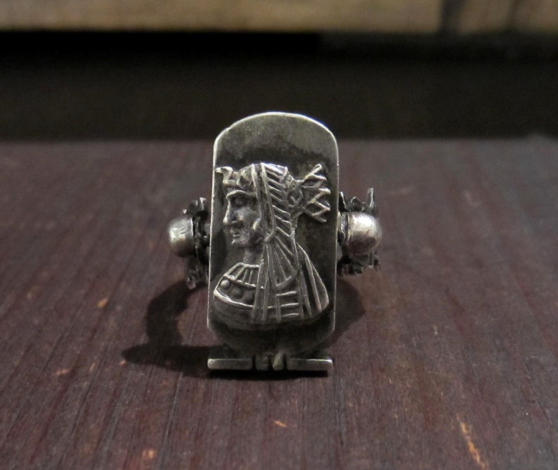 Vintage Ring, Egyptian Revival Pharaoh Ring Sterling Silver c. 1960, Vintage Jewelry, Egyptian Ring, Egyptian Revival Jewelry image 1