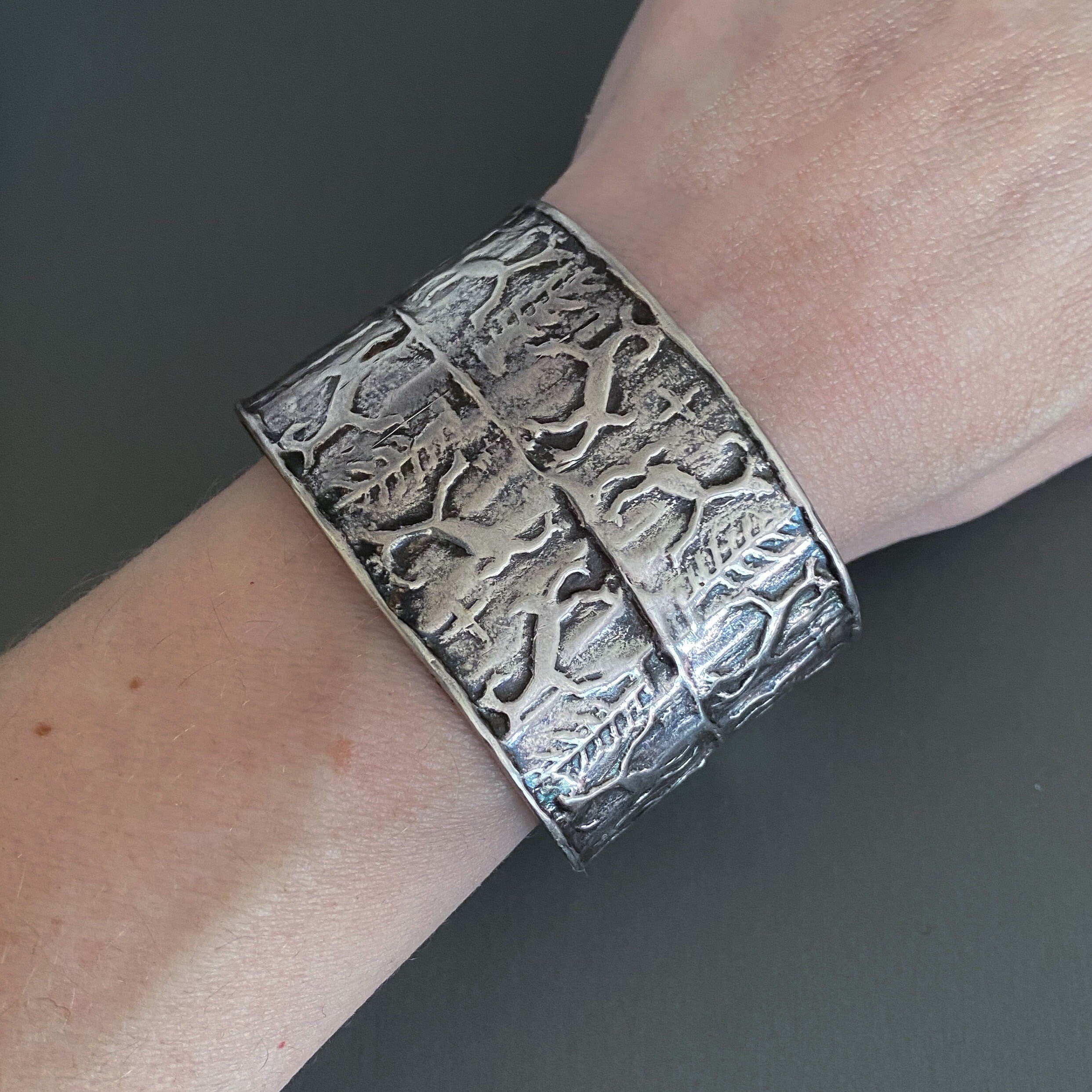 Vintage Deer Motif Wide Cuff Sterling, Sheila Gray C. 1990