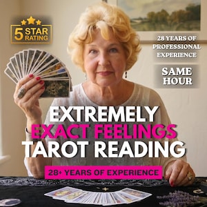 Pode incluir: Uma pessoa de cabelo loiro segura um leque de cartas de tarô. O texto diz: 5 STAR RATING, 28 YEARS OF PROFESSIONAL EXPERIENCE, SAME HOUR, EXTREMELY EXACT FEELINGS TAROT READING, 28+ YEARS OF EXPERIENCE. Mais cartas estão espalhadas sobre um pano.