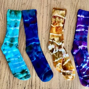 Ice Dyed Bamboo Socks