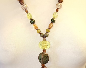 Green Glass & Ceramic Necklace