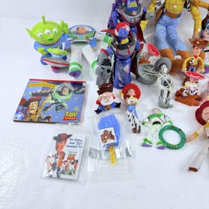 Figurine articulée Toy Story Disney Pixar, LOT de 20 pièces et plus Woody Buzz Jesse Zurg image 5