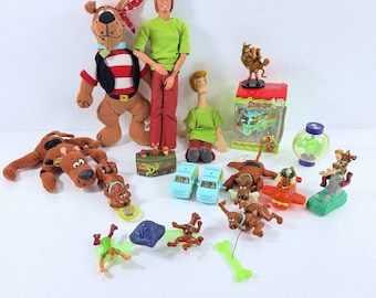 Vintage Scooby-Doo Toy Lot Mystery Machine Shaggy Plush Figures Collectibles 16