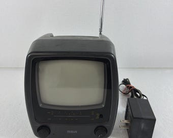 Vintage RCA 5" Portable CRT TV B&W Retro Gaming Television 16-3001 Tested Works