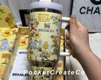Kundenspezifische Winnie the Pooh Stanley 40oz Tasse, Laser gravierte Geschenkbox mit Strohdeckel