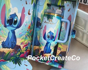 Vaso Stitch Stanley de 40 oz hecho a medida, caja de regalo grabada con láser con tapa de pajita.